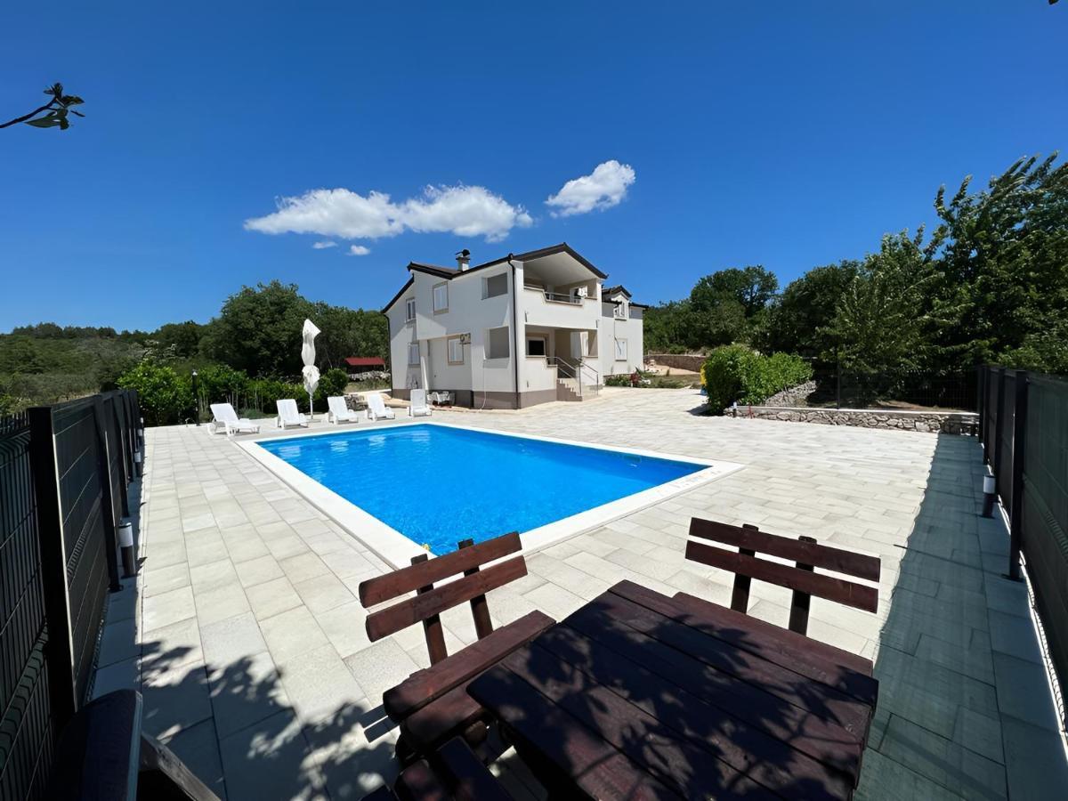 Family Villa Jelena, Cista Provo Buitenkant foto