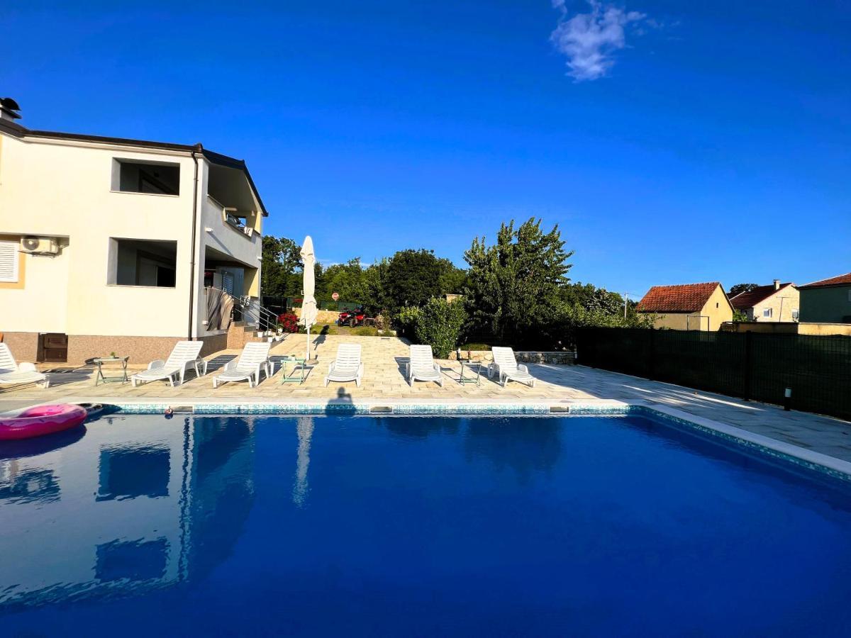 Family Villa Jelena, Cista Provo Buitenkant foto